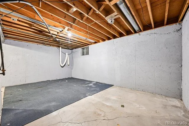 178 Paris Circle Aurora, CO 80011