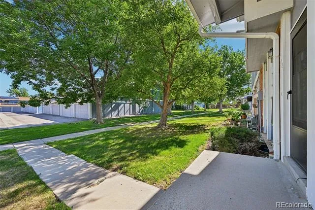 178 Paris Circle Aurora, CO 80011