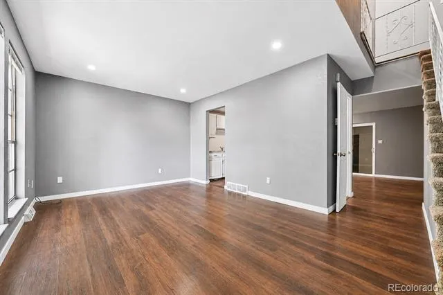 178 Paris Circle Aurora, CO 80011