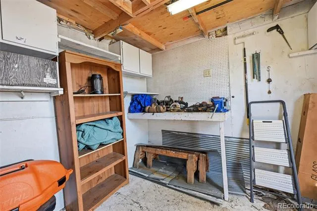 34089 Lyttle Dowdle Drive Golden, CO 80403
