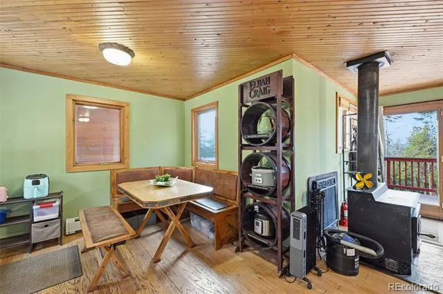 34089 Lyttle Dowdle Drive Golden, CO 80403