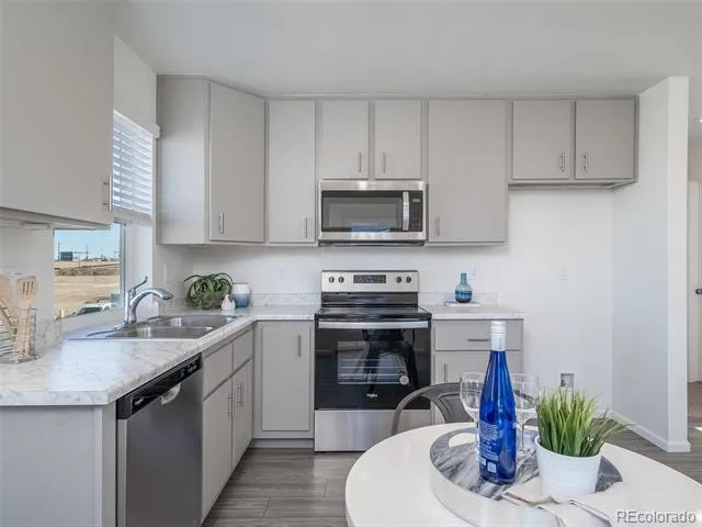 10056 Revere Court Commerce City, CO 80022