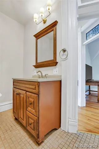 1812 S Lincoln Street Denver, CO 80210
