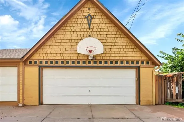 1812 S Lincoln Street Denver, CO 80210