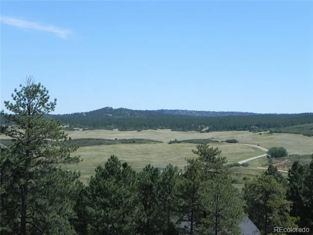 4144 Cheyenne Drive Larkspur, CO 80118