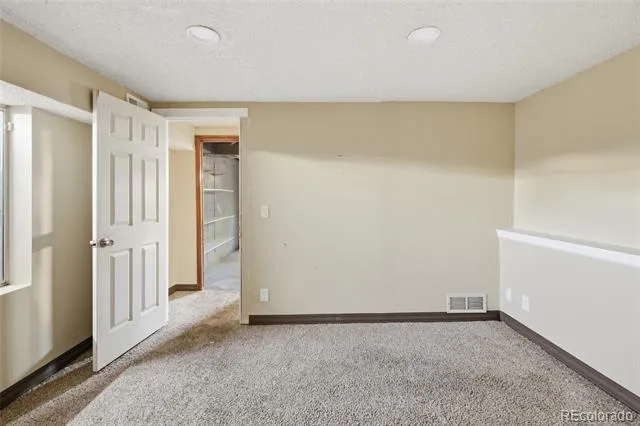 1030 S Zeno Way Aurora, CO 80017