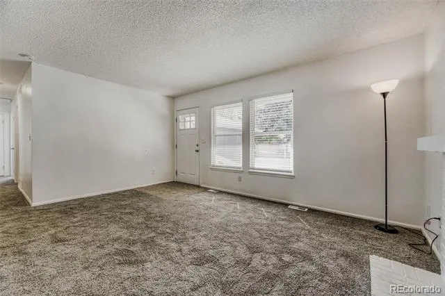 3584 S Olathe Way Aurora, CO 80013