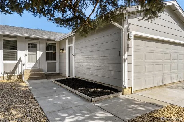 3584 S Olathe Way Aurora, CO 80013