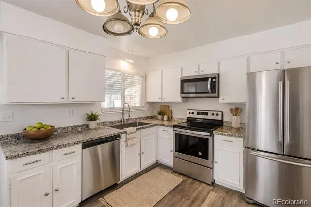 3584 S Olathe Way Aurora, CO 80013