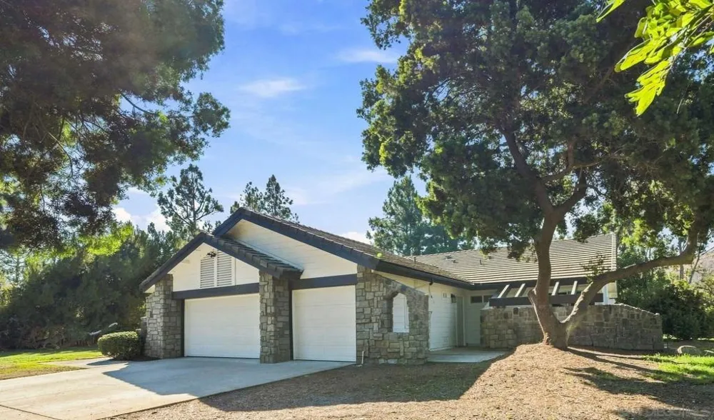 3497 Heatherwood Dr. El Cajon, CA 92019