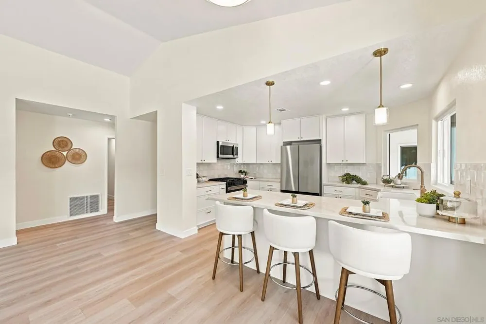 3497 Heatherwood Dr. El Cajon, CA 92019