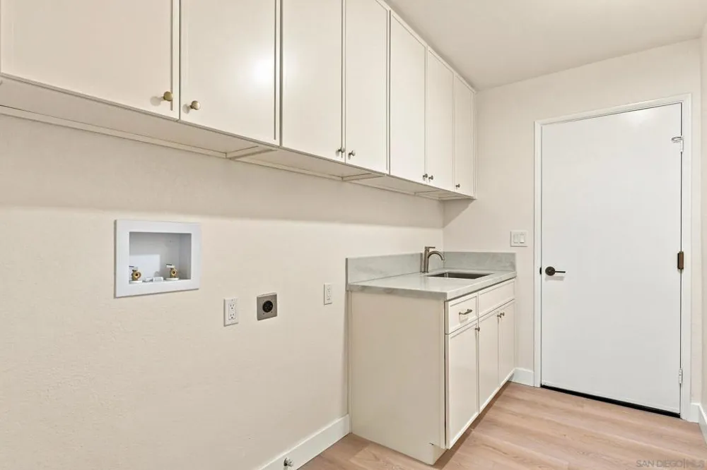 3497 Heatherwood Dr. El Cajon, CA 92019