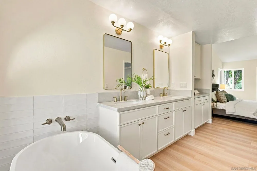 3497 Heatherwood Dr. El Cajon, CA 92019