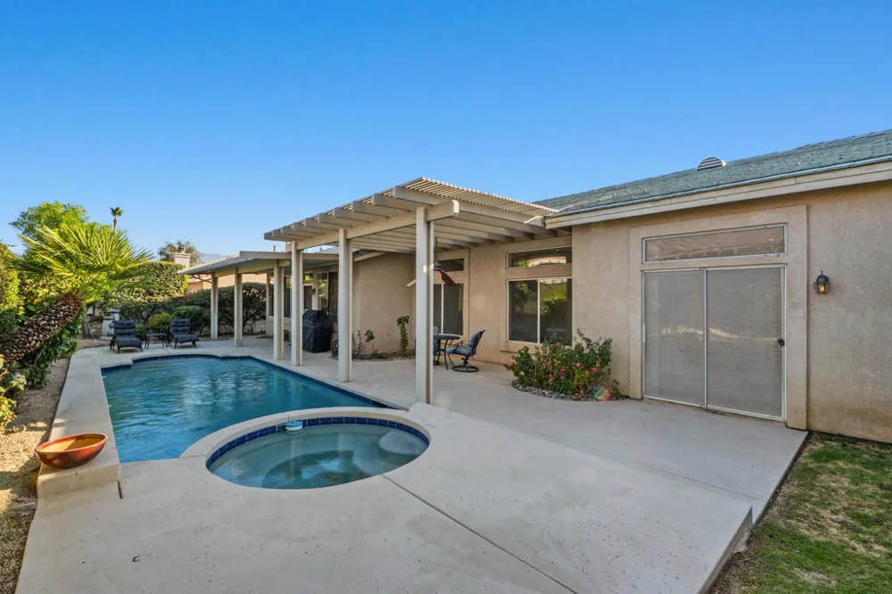 40650 Cabana Court Palm Desert, CA 92260