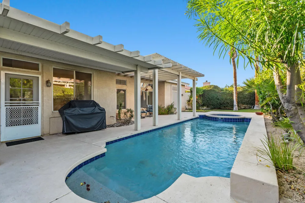 40650 Cabana Court Palm Desert, CA 92260