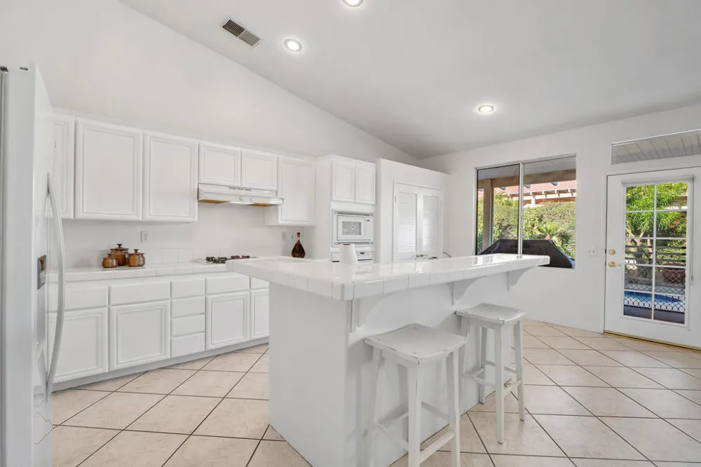 40650 Cabana Court Palm Desert, CA 92260
