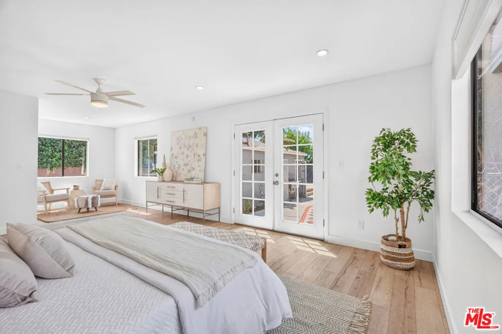 1662 W 214th Street Los Angeles, CA 90501