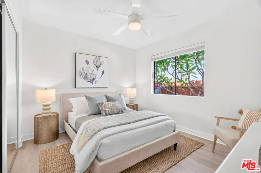 1662 W 214th Street Los Angeles, CA 90501