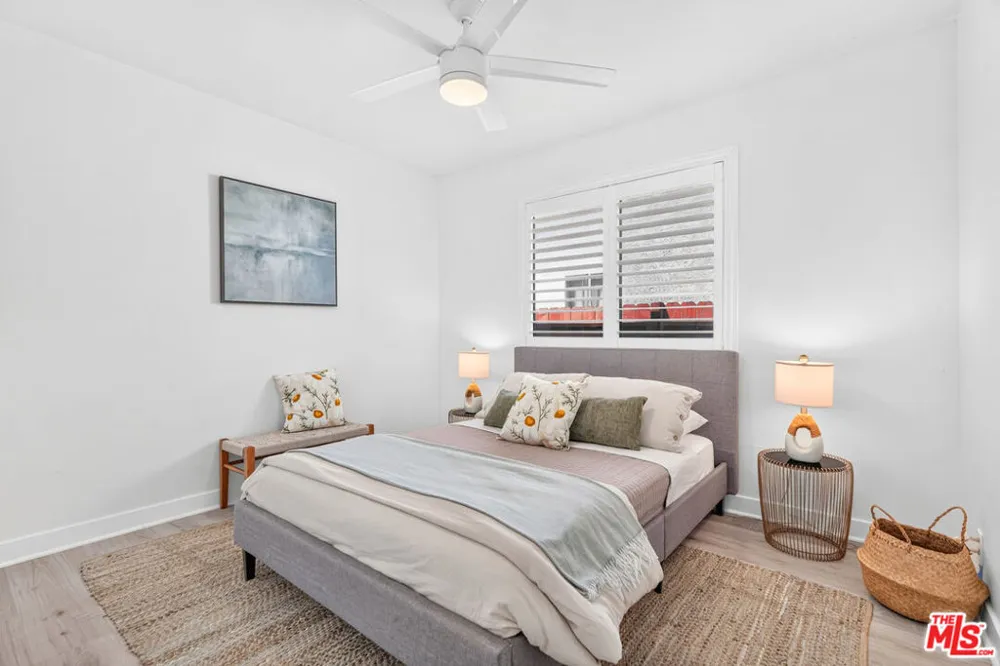 1662 W 214th Street Los Angeles, CA 90501