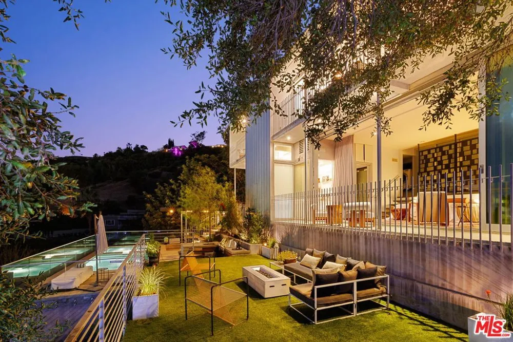 1290 Rancheros Road Pasadena, CA 91103