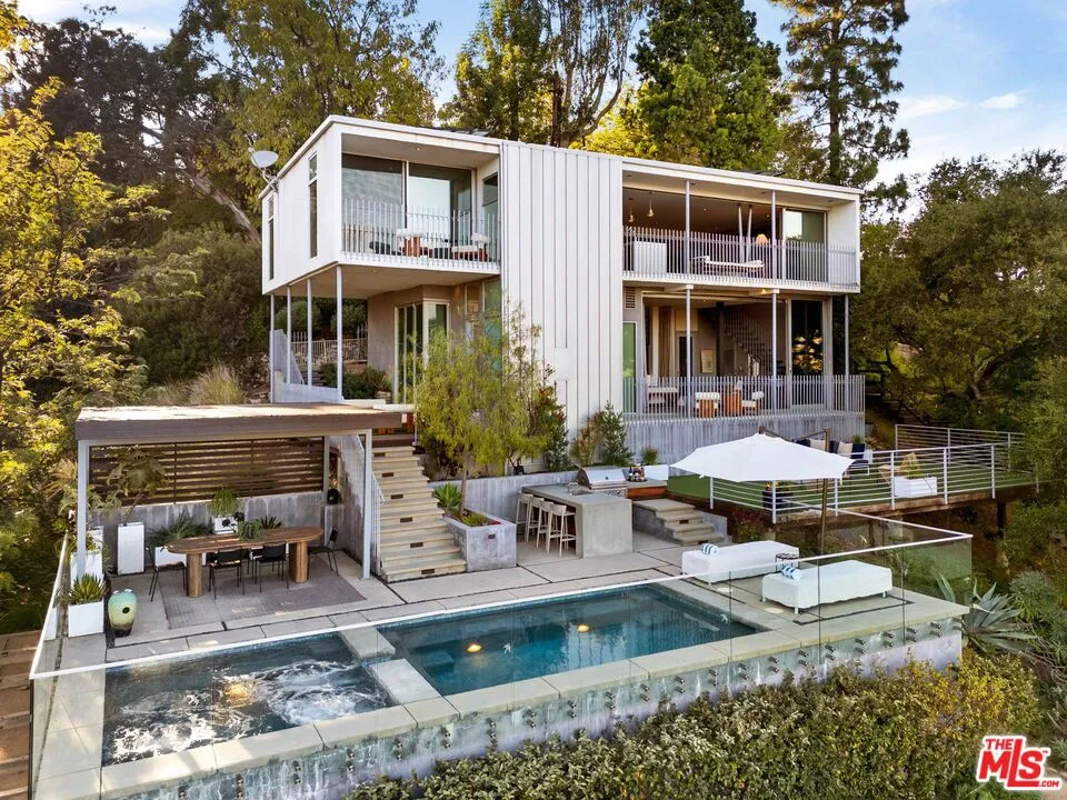 1290 Rancheros Road Pasadena, CA 91103