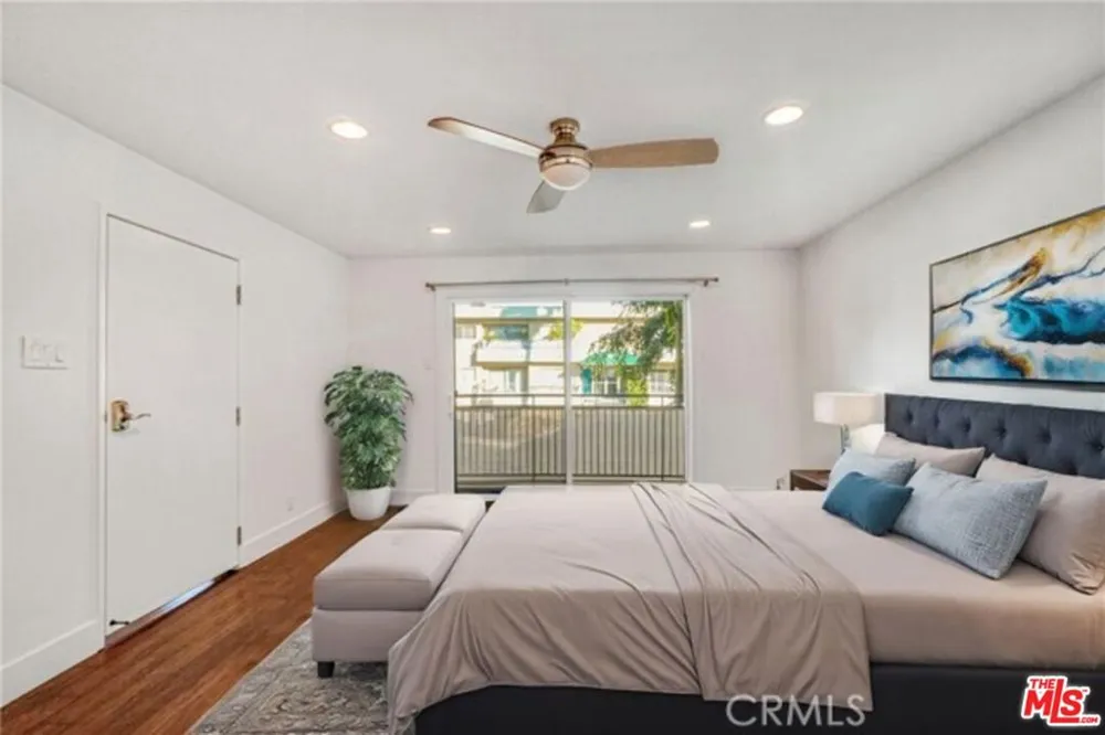5003 Tilden Avenue #109 Sherman Oaks, CA 91423