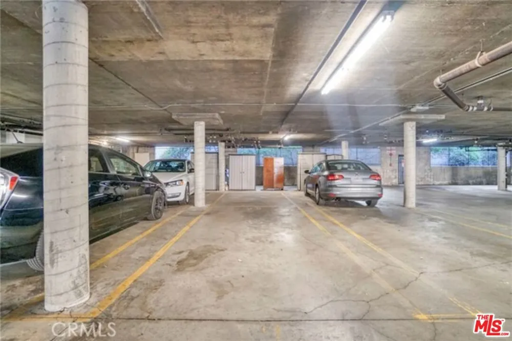 5003 Tilden Avenue #109 Sherman Oaks, CA 91423