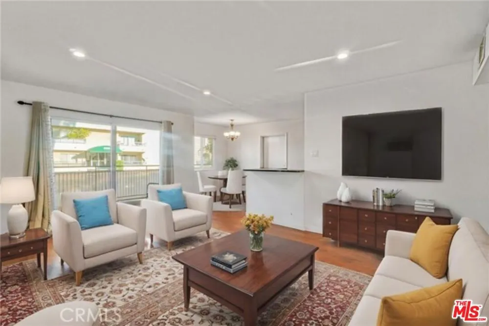 5003 Tilden Avenue #109 Sherman Oaks, CA 91423