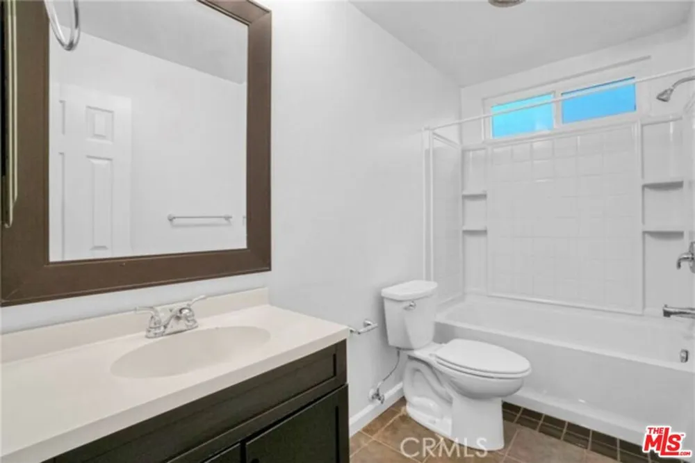 5003 Tilden Avenue #109 Sherman Oaks, CA 91423