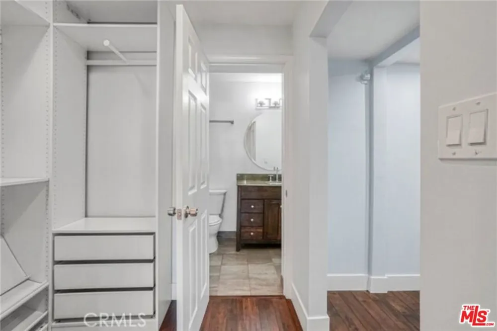 5003 Tilden Avenue #109 Sherman Oaks, CA 91423
