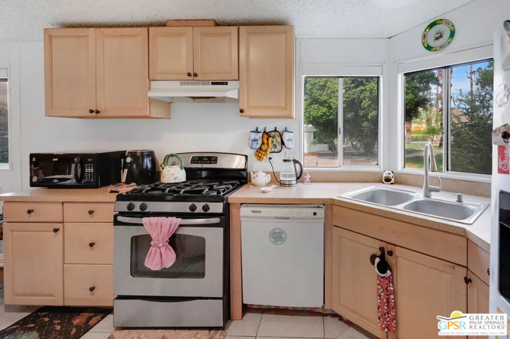 32 Belmont Street Rancho Mirage, CA 92270