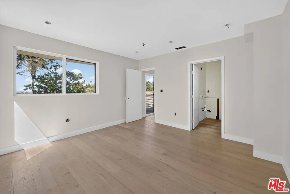 3950 Franklin Avenue Los Angeles, CA 90027