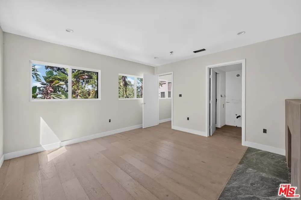 3950 Franklin Avenue Los Angeles, CA 90027