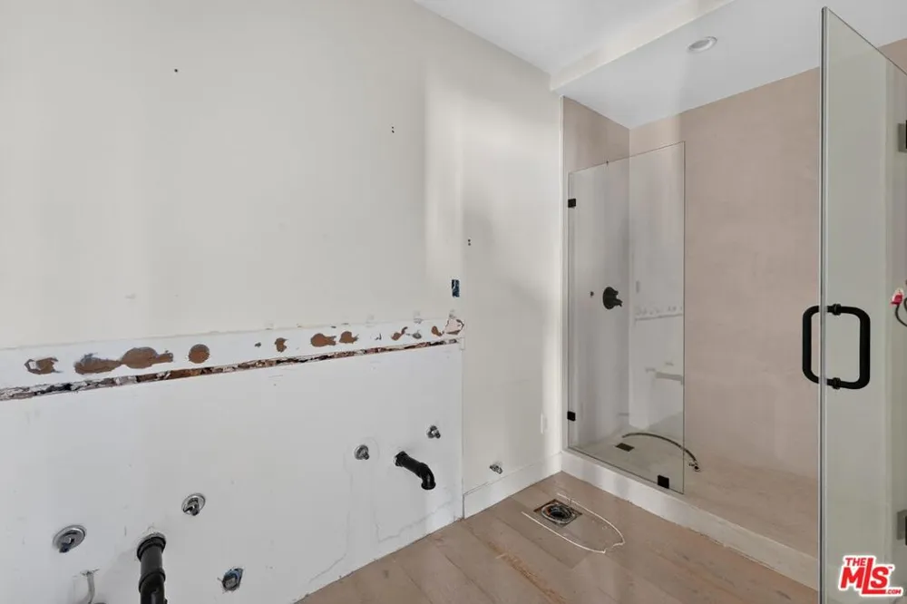 3950 Franklin Avenue Los Angeles, CA 90027