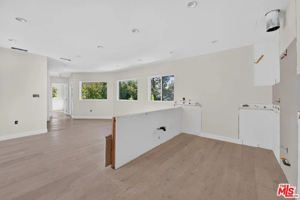 3950 Franklin Avenue Los Angeles, CA 90027