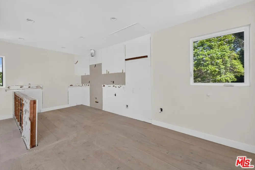 3950 Franklin Avenue Los Angeles, CA 90027