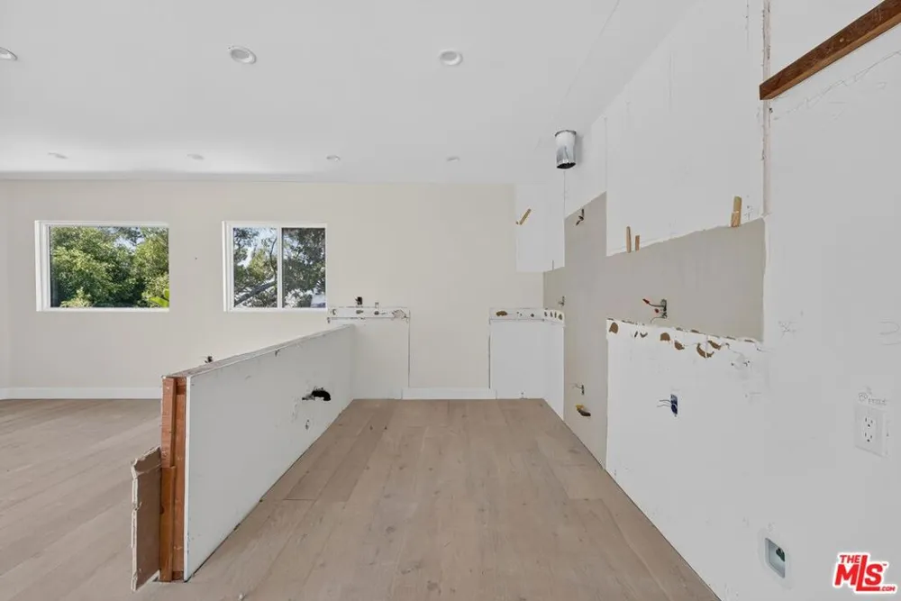 3950 Franklin Avenue Los Angeles, CA 90027