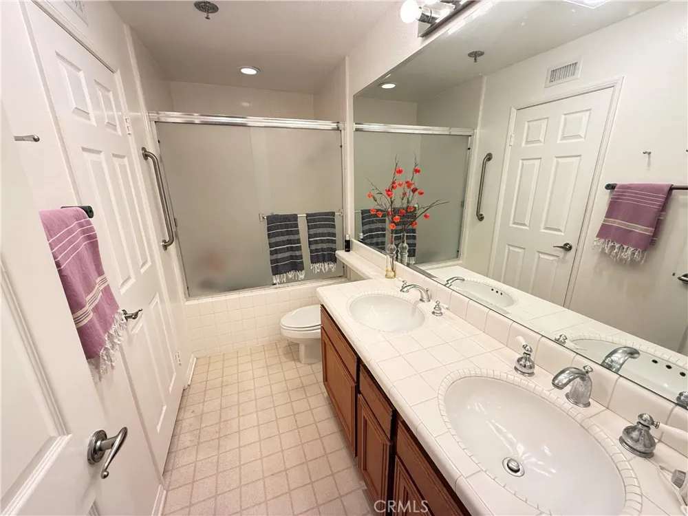 230 Lille #202 Newport Beach, CA 92663
