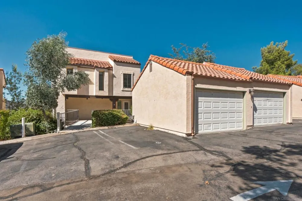 15615 Vista Vicente #6 Ramona, CA 92065