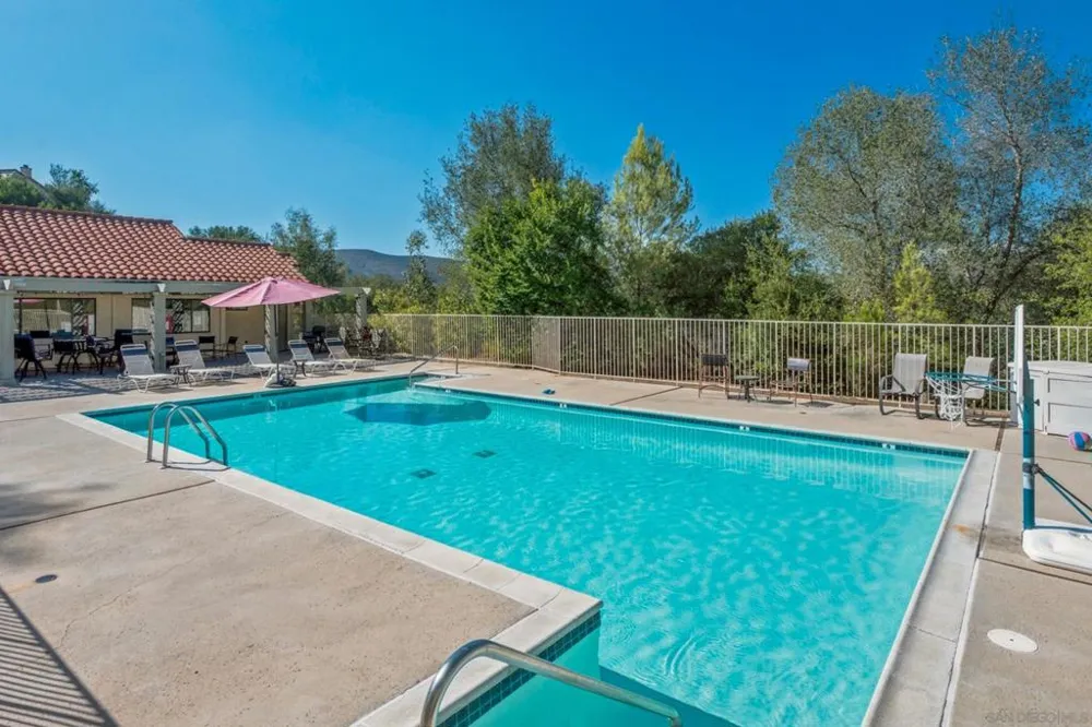15615 Vista Vicente #6 Ramona, CA 92065