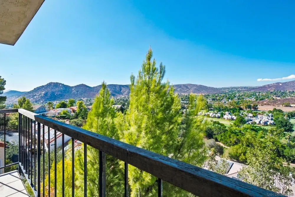 15615 Vista Vicente #6 Ramona, CA 92065