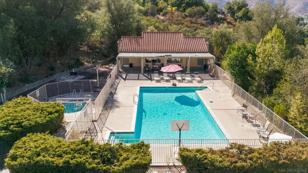 15615 Vista Vicente #6 Ramona, CA 92065
