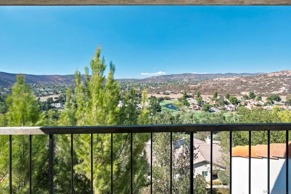 15615 Vista Vicente #6 Ramona, CA 92065