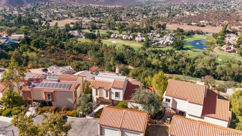 15615 Vista Vicente #6 Ramona, CA 92065