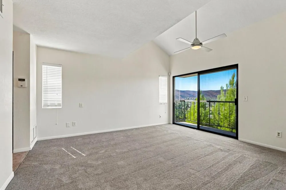15615 Vista Vicente #6 Ramona, CA 92065