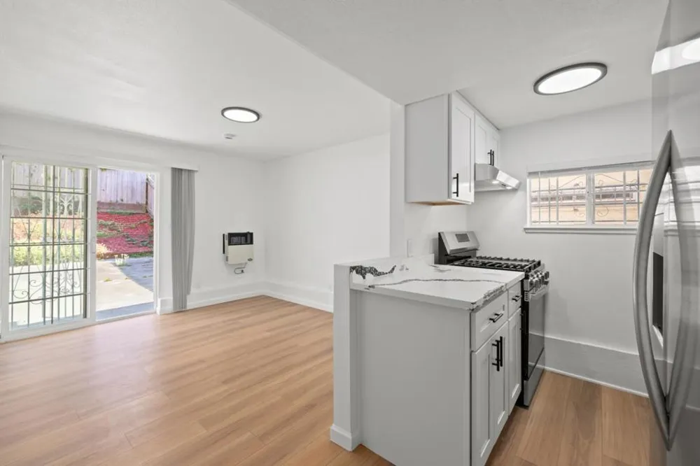 64 Lycett Circle Daly City, CA 94015