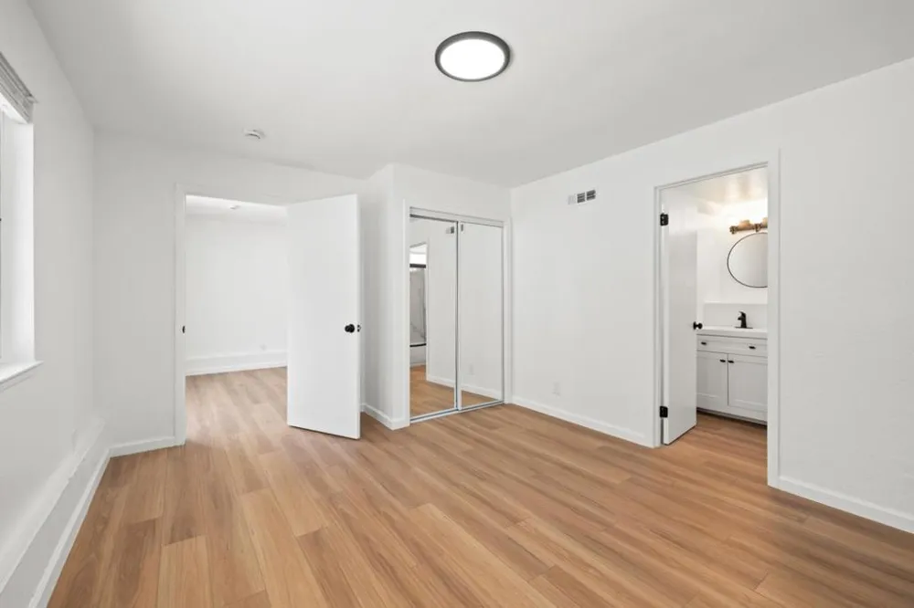 64 Lycett Circle Daly City, CA 94015