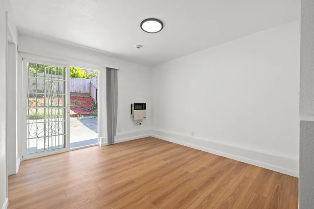 64 Lycett Circle Daly City, CA 94015