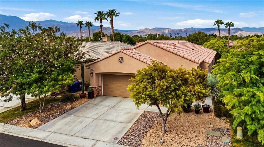 49841 Bates Street Indio, CA 92201