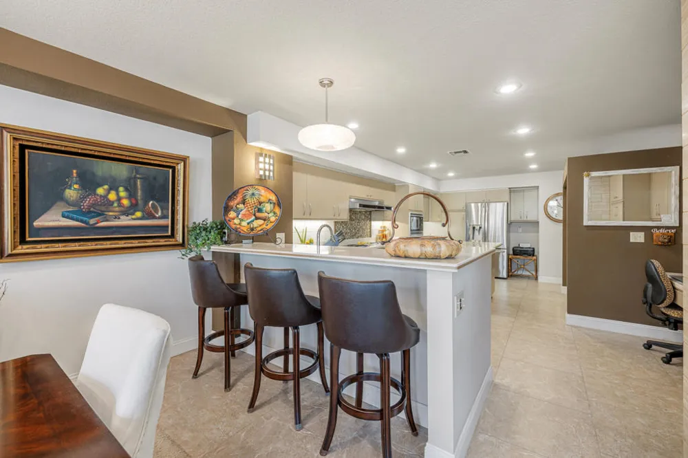 208 Kavenish Drive #208 Rancho Mirage, CA 92270